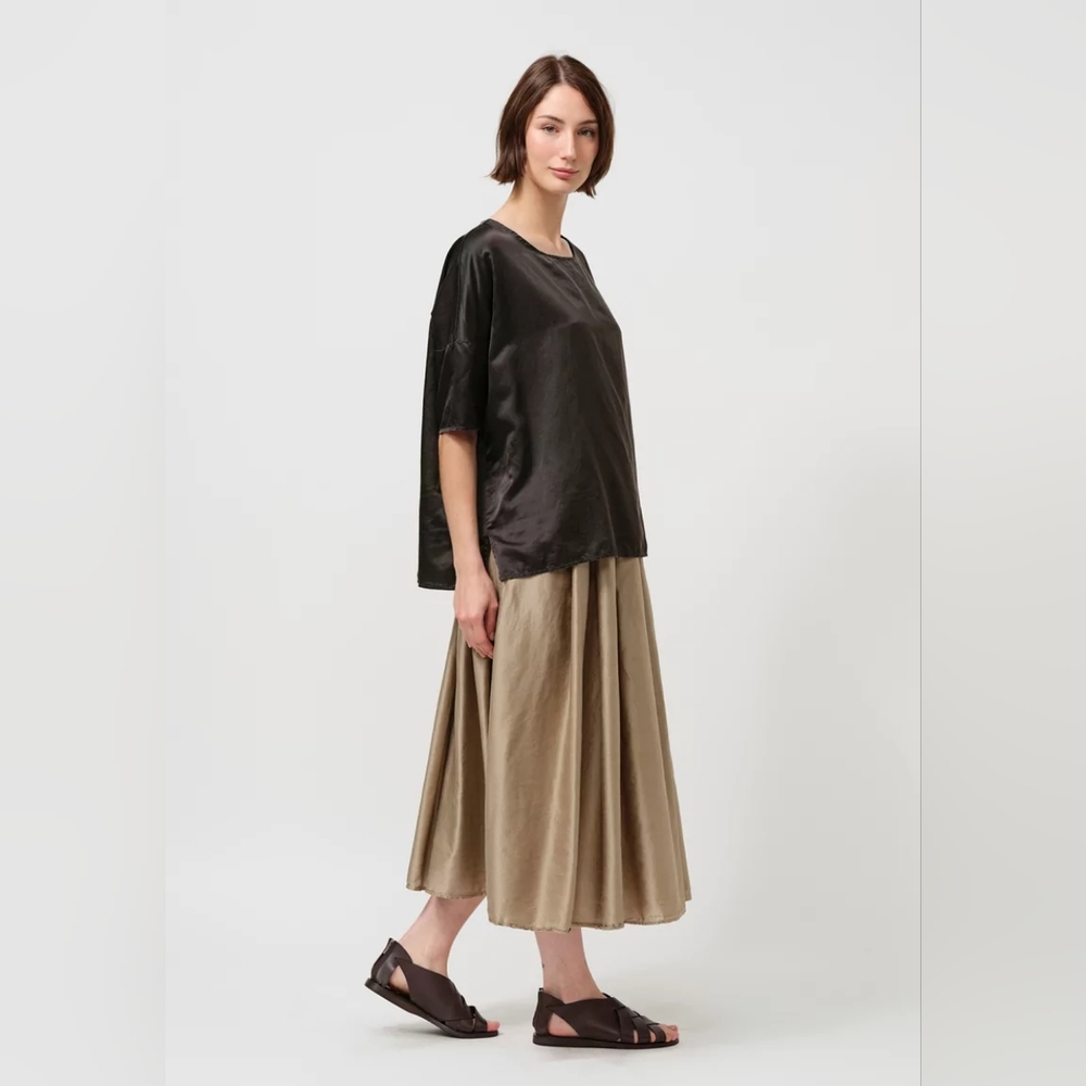 NWT FARA BOUTIQUE London Indian Silk Sunray Skirt S/M Fawn
